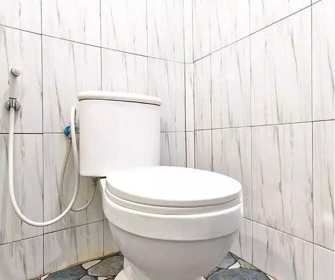 هتل Oyo 91192 Homestay Antara