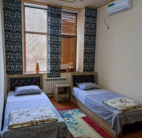 پانسیون Sezam