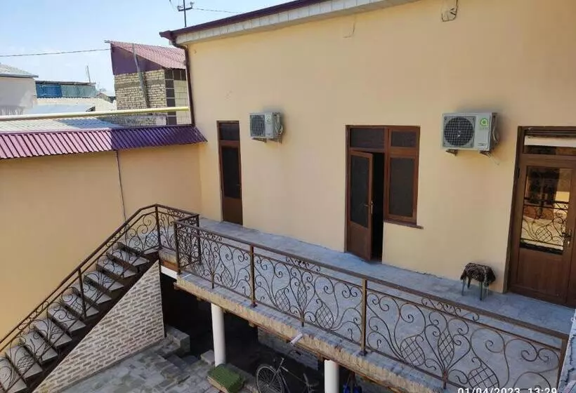 پانسیون Sezam