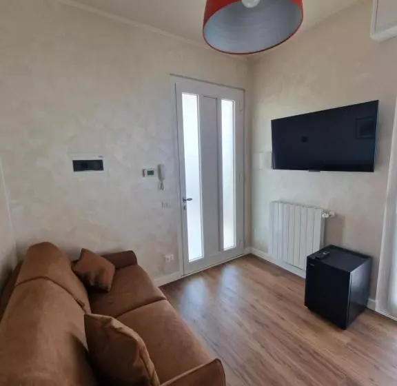 B&b A Due Passi Dal Lago