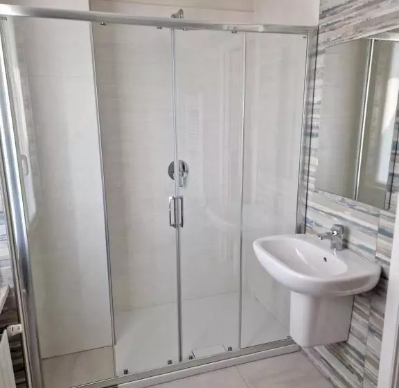 B&b A Due Passi Dal Lago