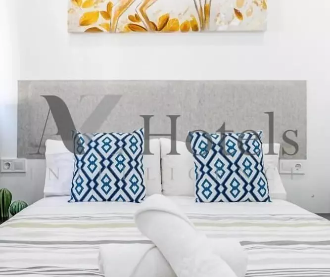 پانسیون Ayz Elcano   Auto Check In Property