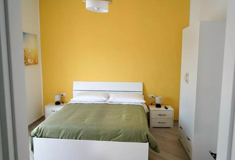 پانسیون Provenzale Guest Rooms Locazione Breve