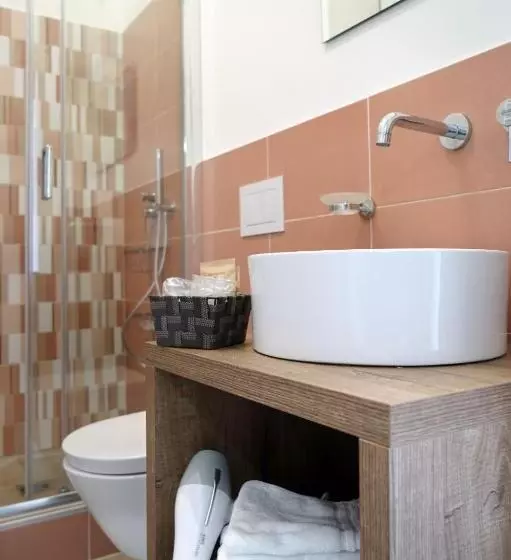 پانسیون Provenzale Guest Rooms Locazione Breve