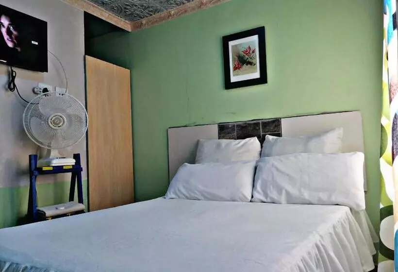 ペンション Valleycenter Guesthouse
