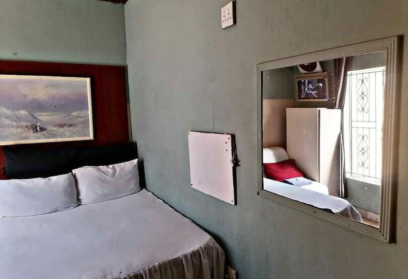 پانسیون Valleycenter Guesthouse