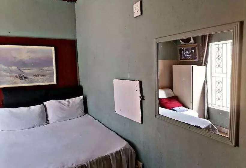 ペンション Valleycenter Guesthouse