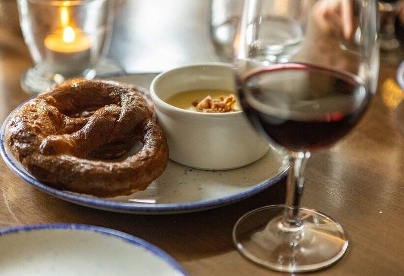 호스텔 Royal Oak Pub