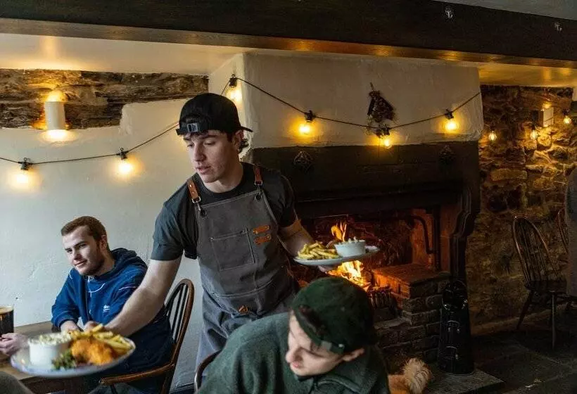 ユースホステル Royal Oak Pub