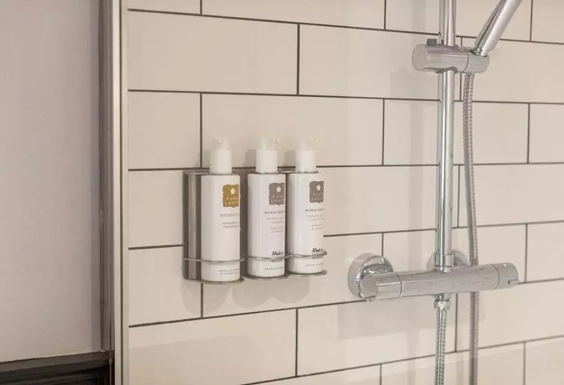 ユースホステル Royal Oak Pub