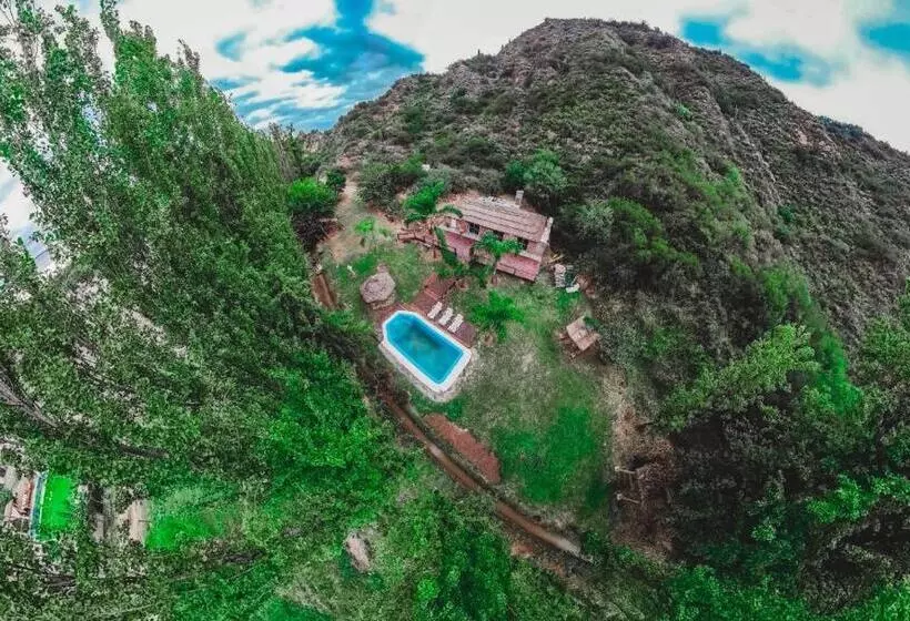 Aamiaismajoitus (B&B) Alamos De La Puntilla