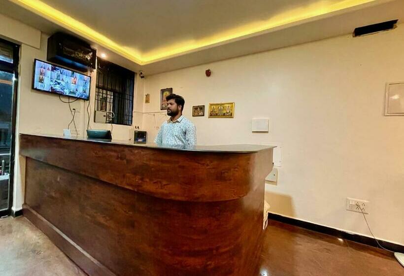 Hotel Ashray Residency