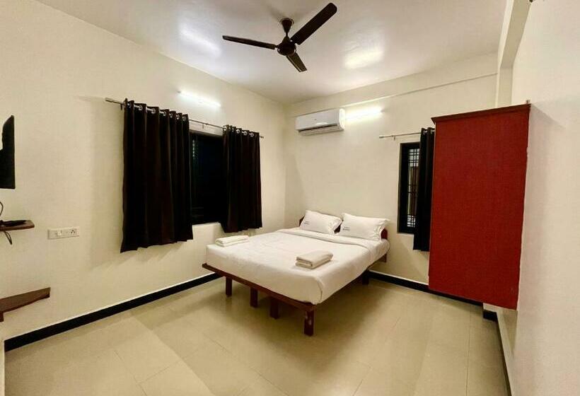 Hotel Ashray Residency
