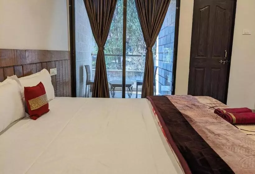 Kapselihotelli And Villa Samarth Palace