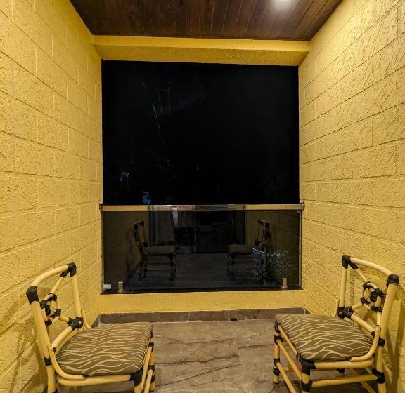 胶囊酒店 And Villa Samarth Palace