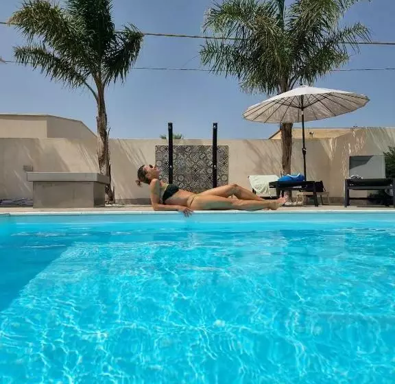 Mrbrown   Cinzia Resort Beach