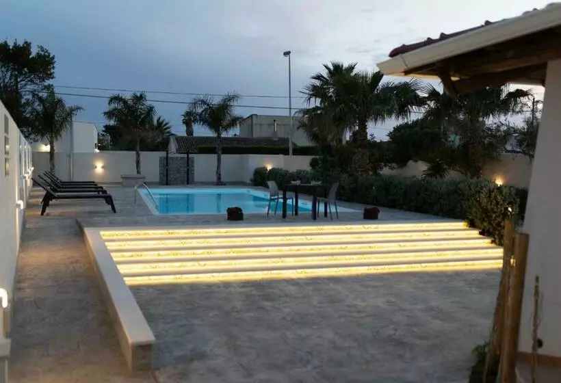 Mrbrown   Cinzia Resort Beach