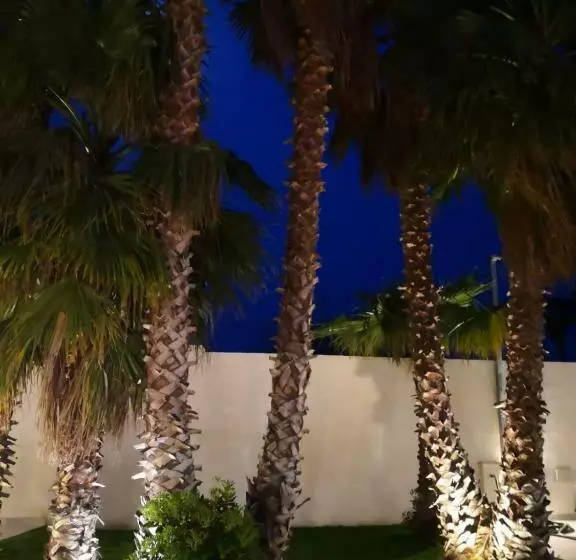 Mrbrown   Cinzia Resort Beach