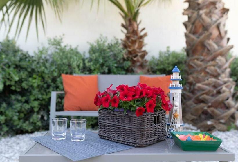 Mrbrown Cinzia Resort Beach