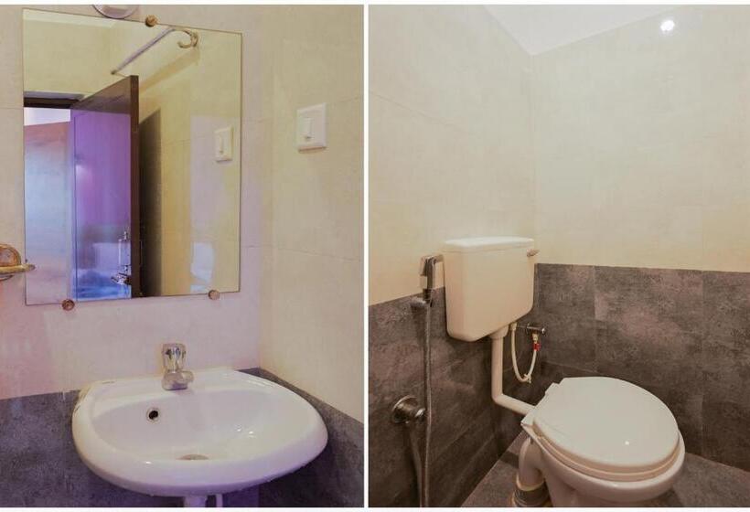 ホテル Spot On Blue Sagar