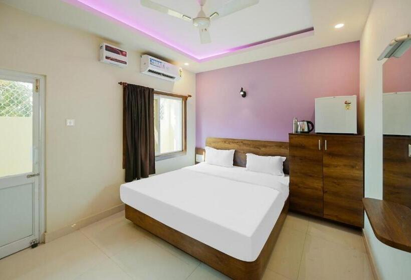 ホテル Spot On Blue Sagar