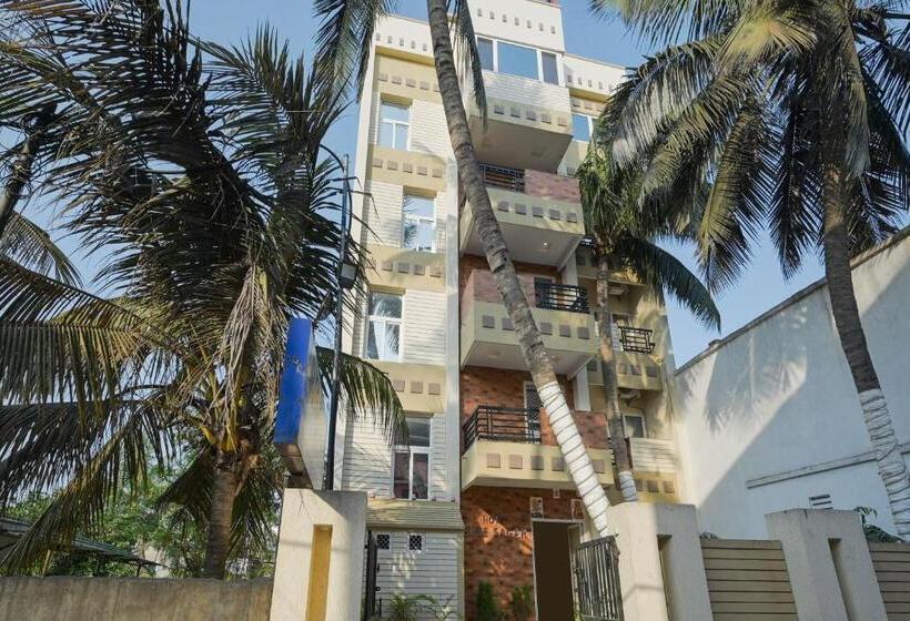 ホテル Spot On Blue Sagar