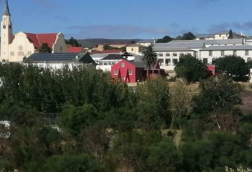 بنسيون The Restio Country Guesthouse