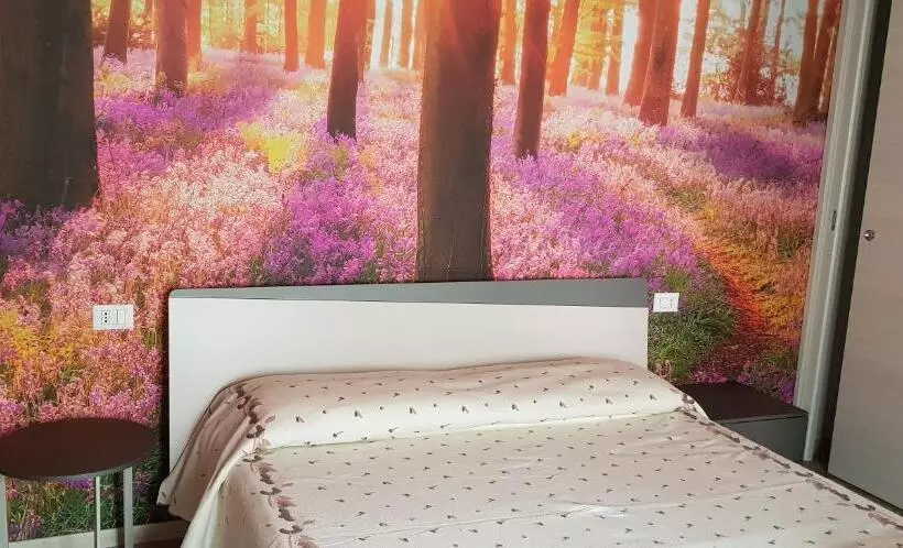 تختخواب و صبحانه Smartroom Lula