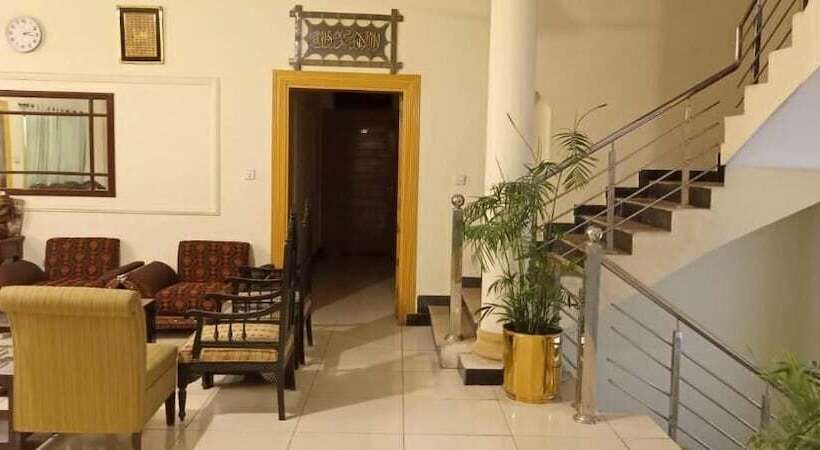 هتل Luxury Palace Peshawar