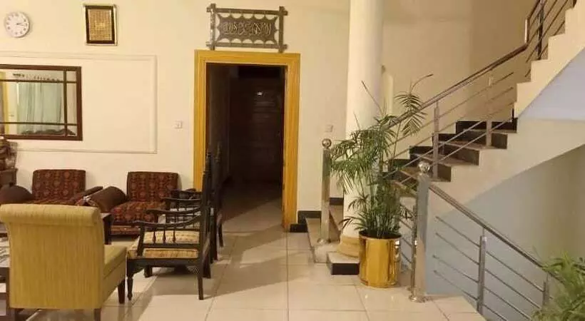 هتل Luxury Palace Peshawar