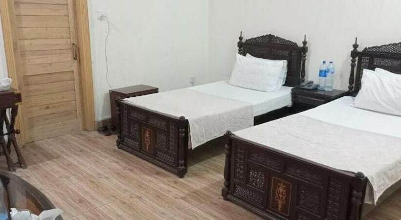 هتل Luxury Palace Peshawar