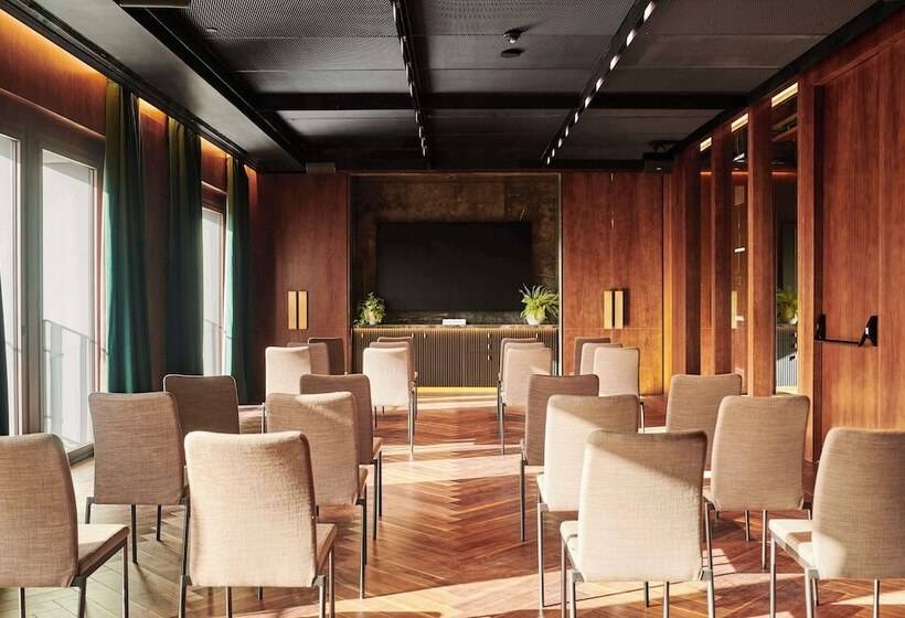 هتل Thompson Madrid, By Hyatt