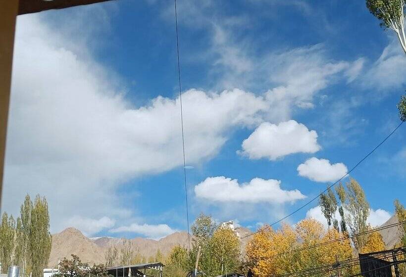 Pensão Munna Palace