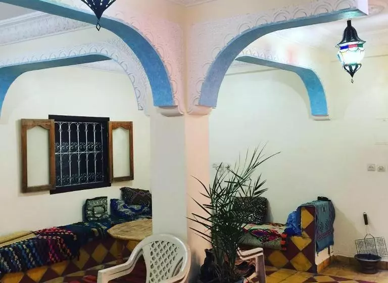 Majatalo Riad Dar Ahlam