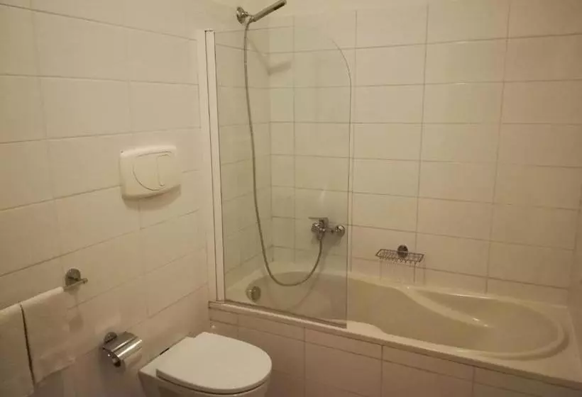 تختخواب و صبحانه Etna Inn