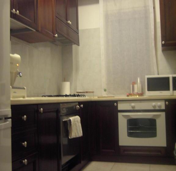 مبيت وإفطار Etna Inn