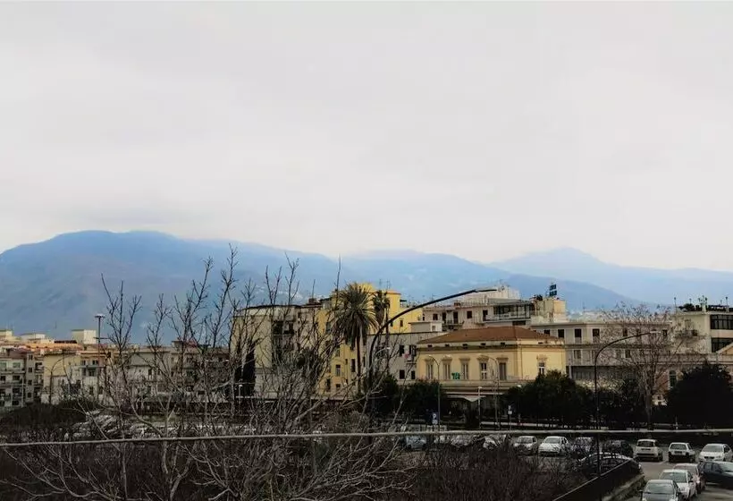 Aamiaismajoitus (B&B) Pompei Luxury Rooms
