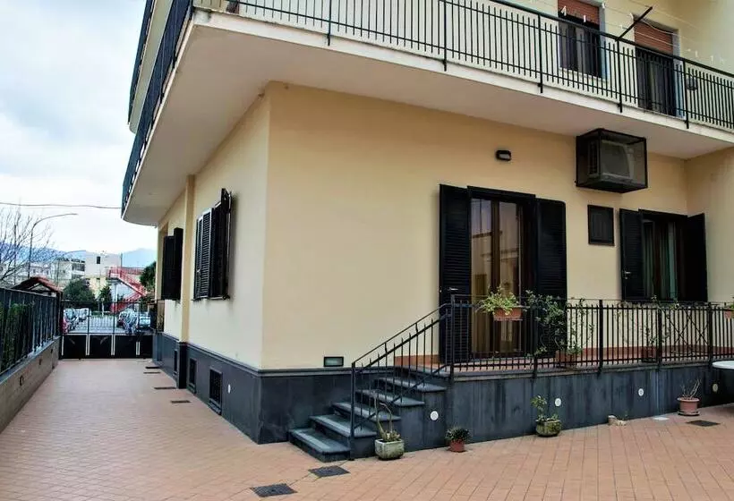 Aamiaismajoitus (B&B) Pompei Luxury Rooms