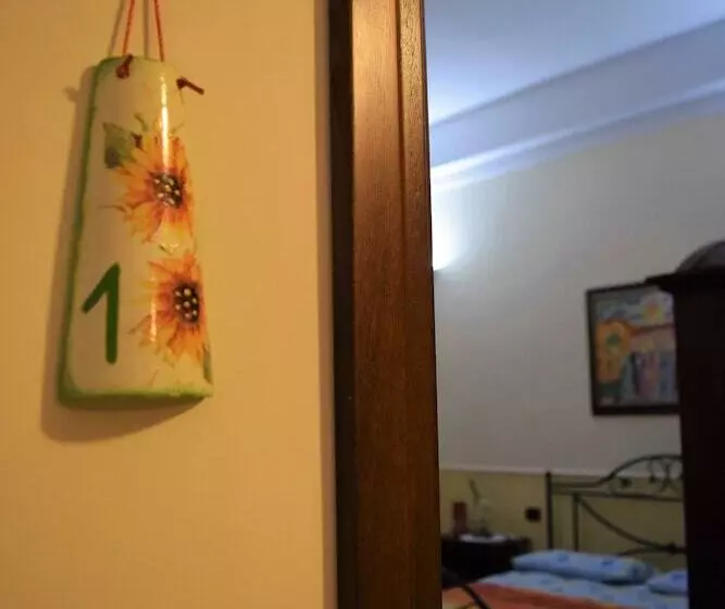 Aamiaismajoitus (B&B) Pompei Luxury Rooms