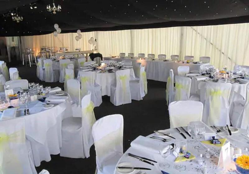 فندق Boxmoor Lodge