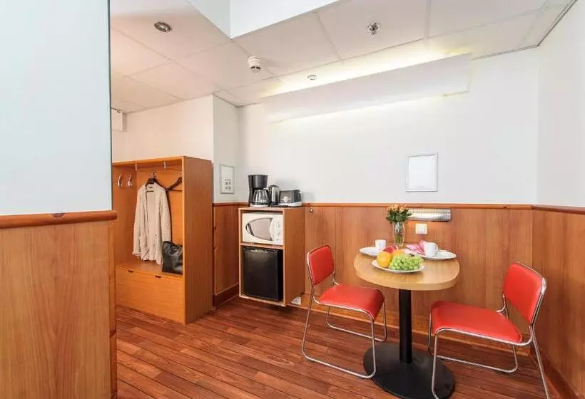 Forenom Aparthotel Tampere