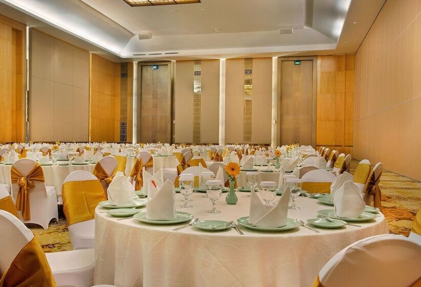 Harris Hotel & Conventions Malang