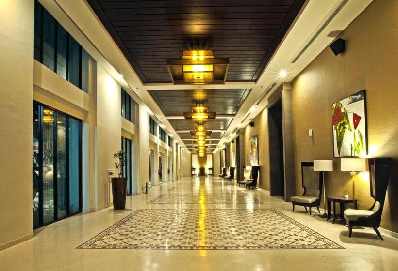 Harris Hotel & Conventions Malang