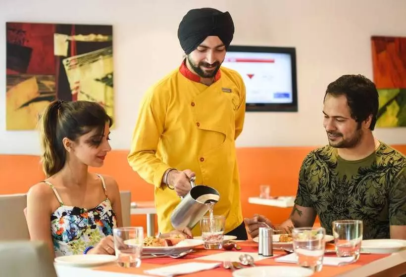 ホテル Ibis Navi Mumbai   An Accor Brand