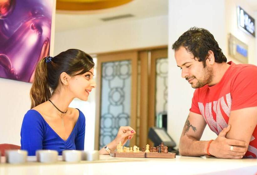 בית מלון כפרי Ibis Navi Mumbai   An Accor Brand