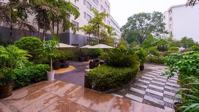 هتل Minfeng International