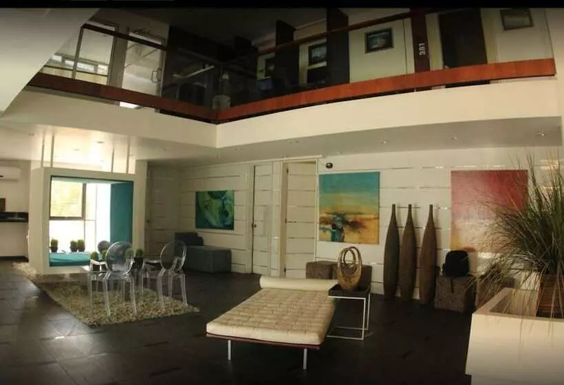 هتل Minister Business