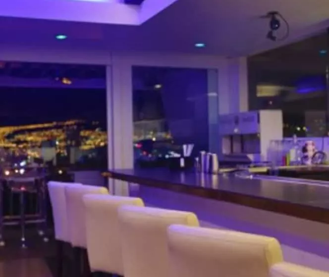 هتل Minister Business