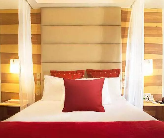 هتل Minister Business