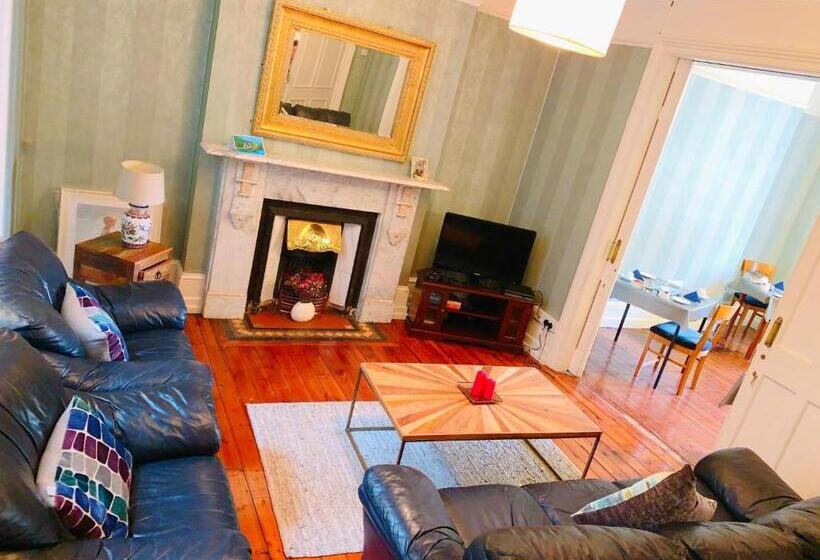 호텔 Redclyffe Guesthouse